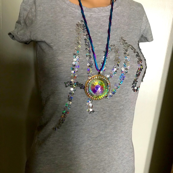 Clothes - Picture 3 of 3